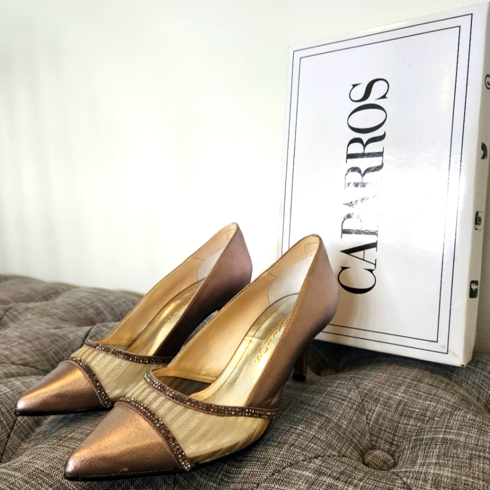 NWT 6 1/2 Women's Metallic Mushroom Heels